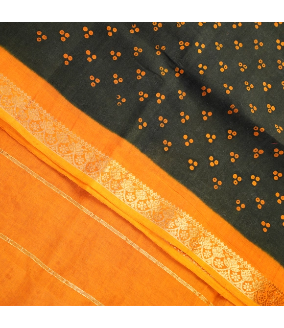 Picture of Madurai Sungudi Cotton Sarees - 5.50 Mts.
